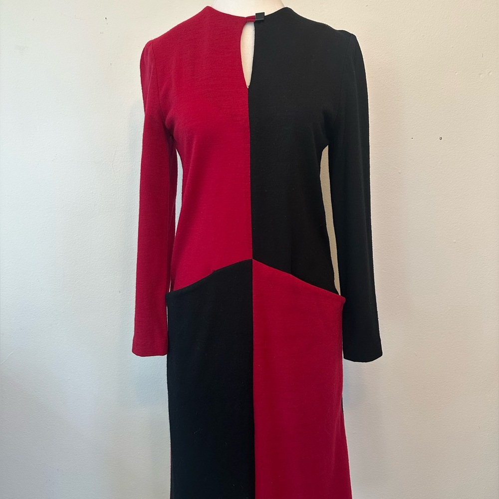 Vintage Kay Unger Red and Black Long Sleeve Dress